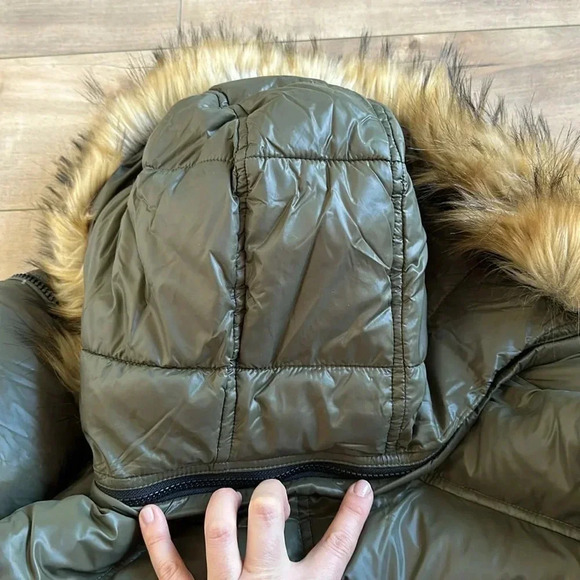 S13 Chalet Belted Faux Fur Trim Down-Fill Hooded Puffer Jacket Dark Green Sz M - Picture 13 of 14